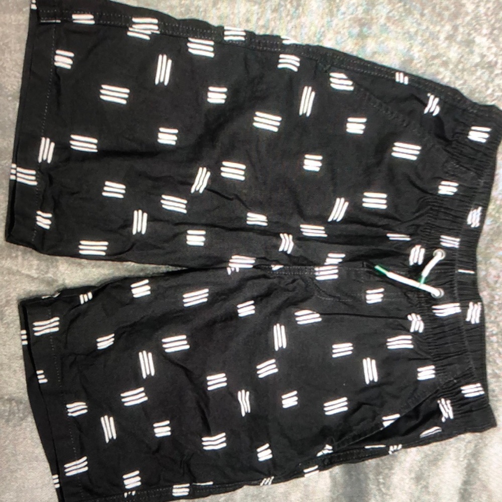 NWOT Cat & jack Boys size L